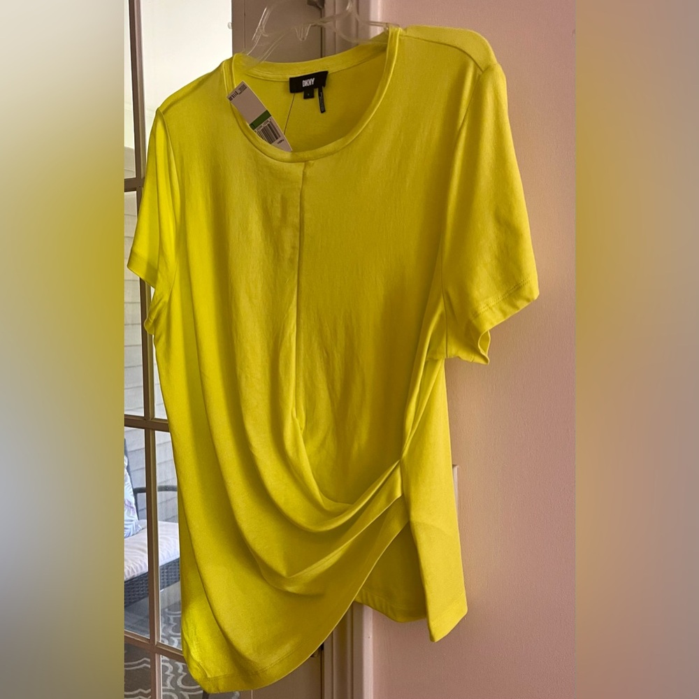 donna karan T Shirt Size L